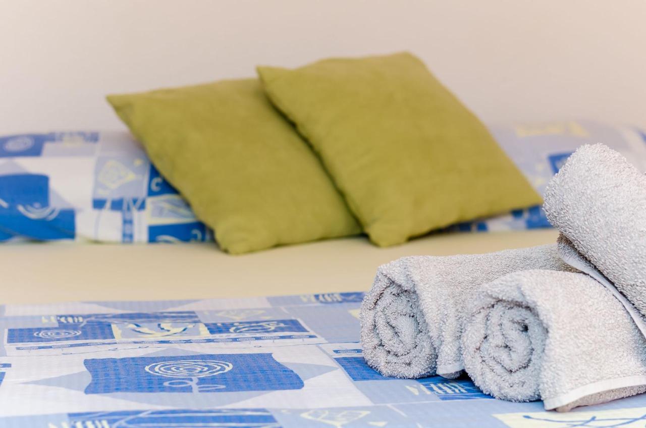 Apartments Zrno 챠브타트 외부 사진
